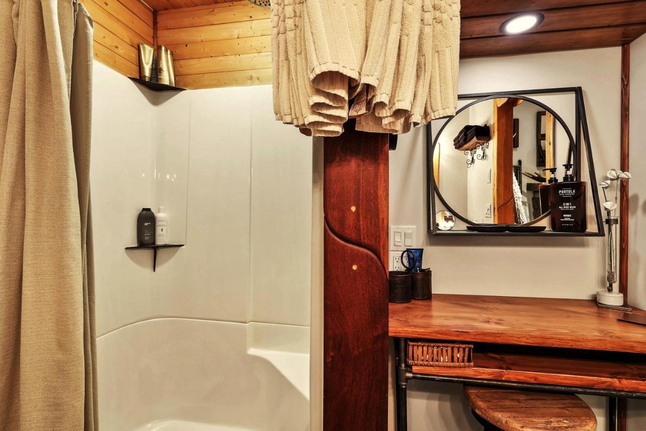 A Suite Retreat - Beyond Bed & Breakfast Sun Peaks Eksteriør bilde
