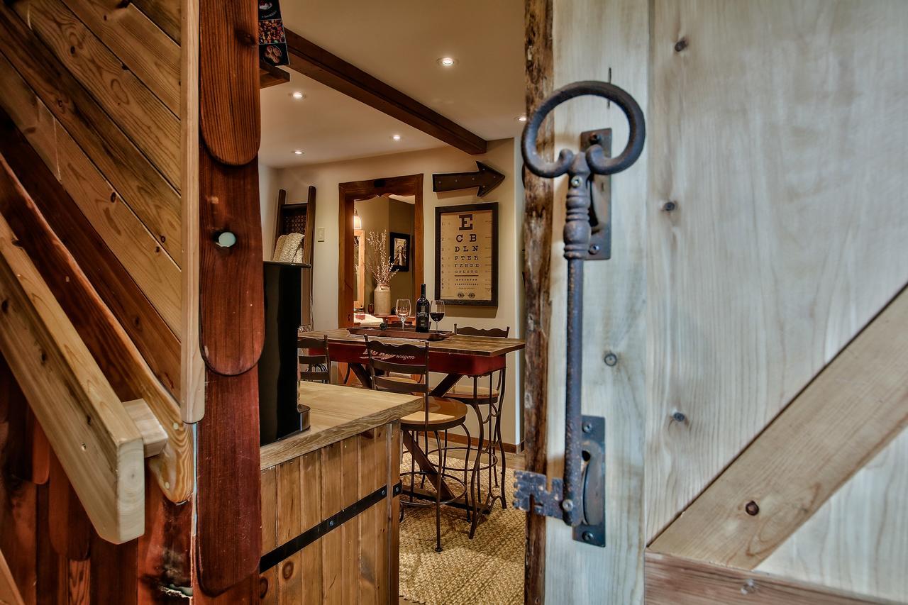 A Suite Retreat - Beyond Bed & Breakfast Sun Peaks Eksteriør bilde